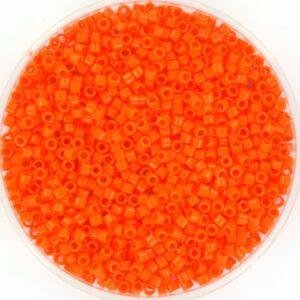 Miyuki Delica 11/0 Opaque Orange — 7,2 gram