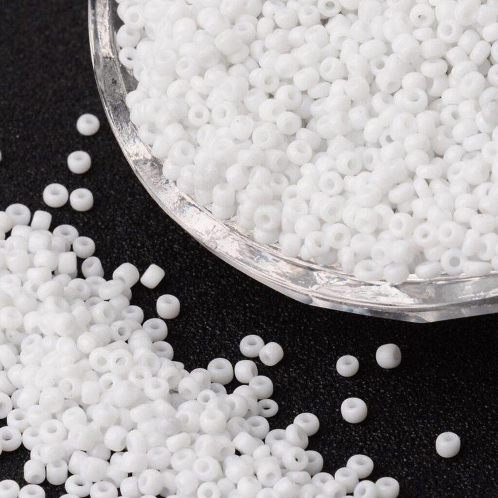 Witte rocailles 2 mm — 7 gram